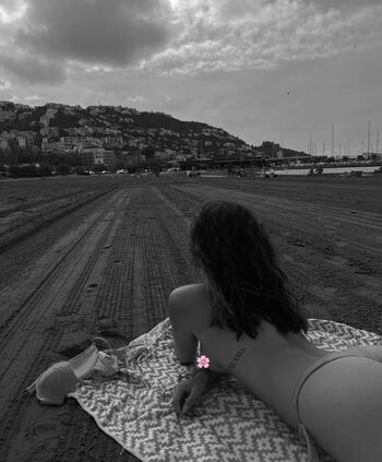 Full leaked Maevajjnn private onlyfans photo
