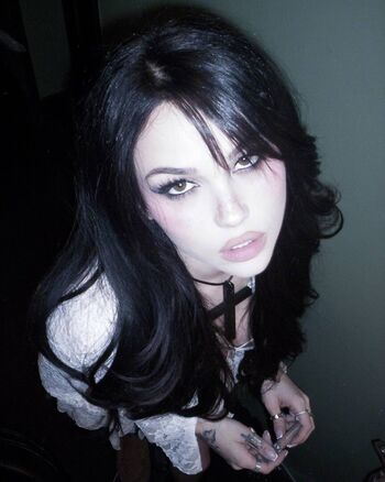 Full leaked Maggie lindemann private onlyfans photo