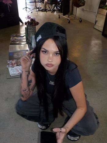 Full leaked Maggie lindemann private onlyfans photo