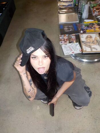 Full leaked Maggie lindemann private onlyfans photo