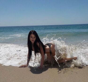 Full leaked Maggie lindemann private onlyfans photo