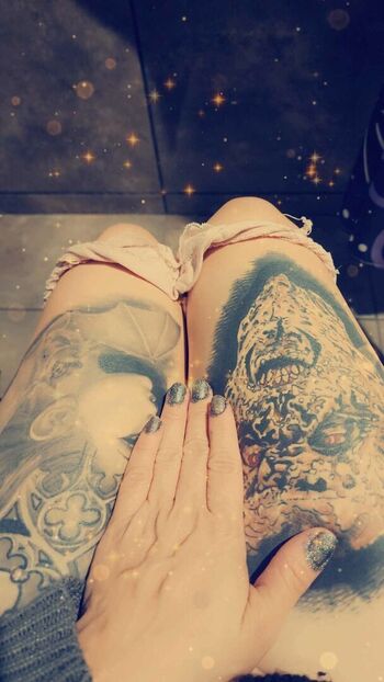 Full leaked Maggispicymom page private onlyfans photo