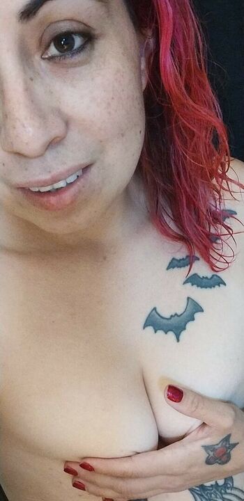 Full leaked Maggispicymom private onlyfans photo