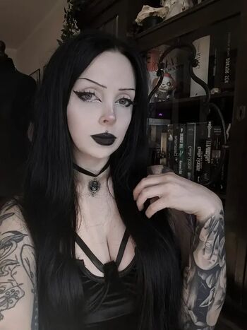 Full leaked Maggothy private onlyfans photo