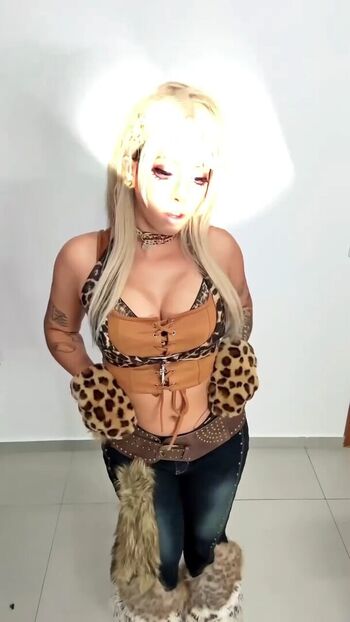 Full leaked Magic phyra page private onlyfans photo