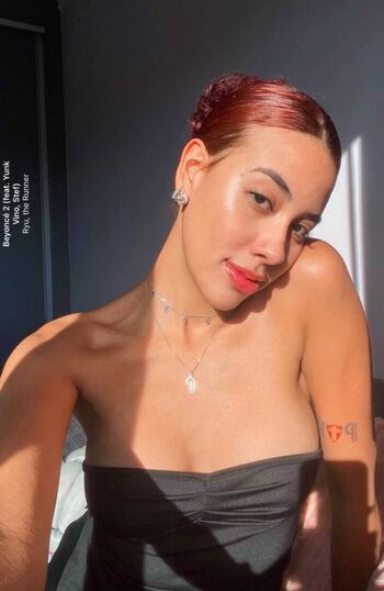 Full leaked Magrinha siliconada private onlyfans photo