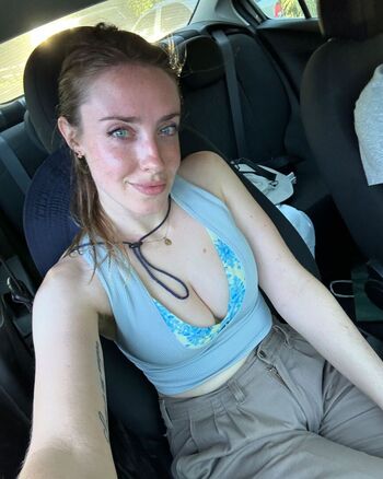 Full leaked Magui ansuz page private onlyfans photo