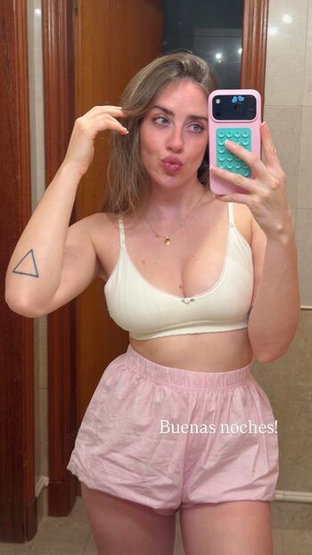 Full leaked Magui ansuz page private onlyfans photo