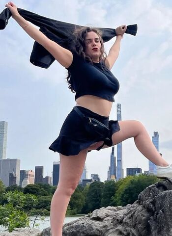 Full leaked Mahaut drama private onlyfans photo