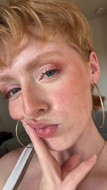 mai_buzzcut