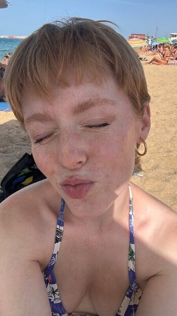 mai_buzzcut