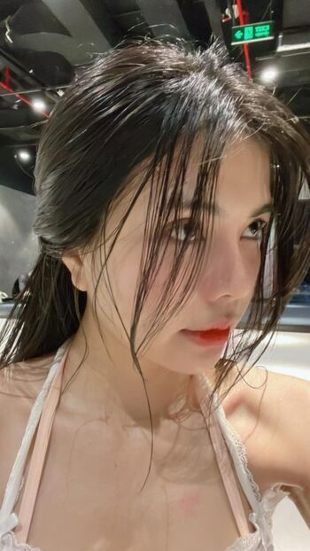 Full leaked Mai dora private onlyfans photo