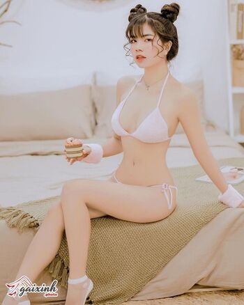 Full leaked Mai dora private onlyfans photo