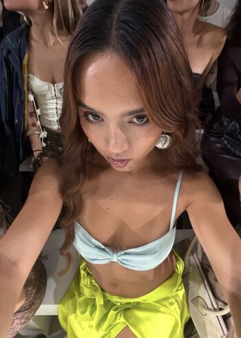 Full leaked Mai lee private onlyfans photo