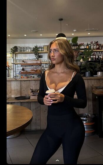 Full leaked Maiawallll private onlyfans photo