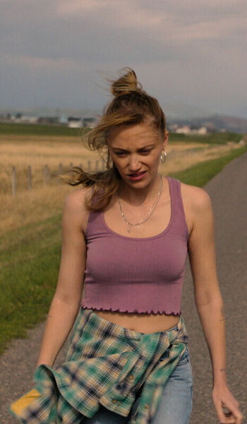 Full leaked Maika monroe private onlyfans photo