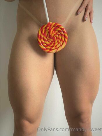 Full leaked Maimynyan  page private onlyfans photo