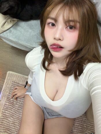 Full leaked Maipei page private onlyfans photo