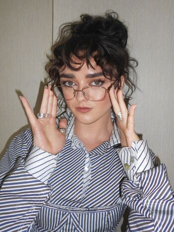 Full leaked Maisie williams page private onlyfans photo