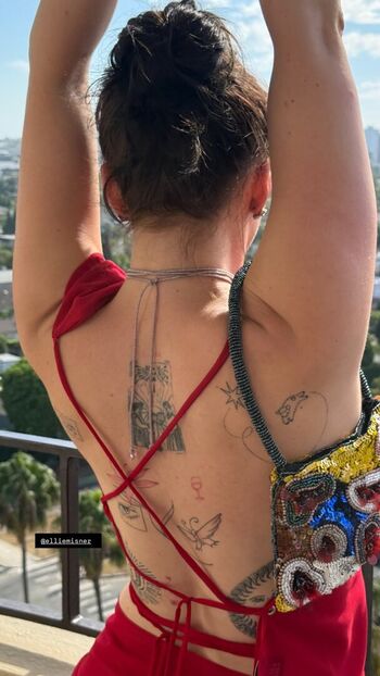 Full leaked Maisie williams page private onlyfans photo