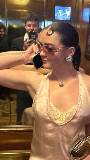 Full leaked Maisie williams private onlyfans photo