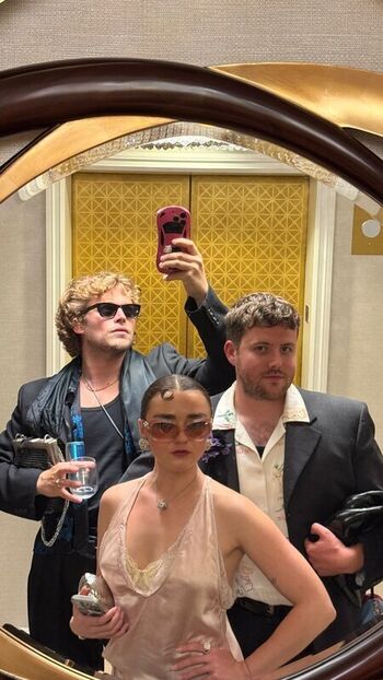 Full leaked Maisie williams private onlyfans photo