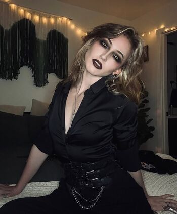 Full leaked Maisielynnie private onlyfans photo