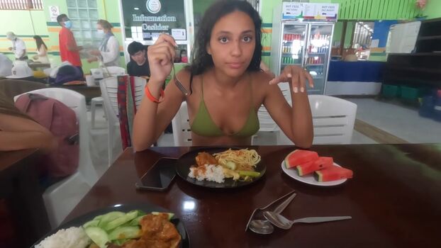 Full leaked Maissa dck private onlyfans photo