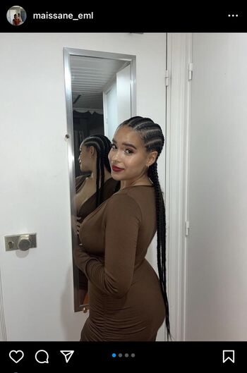 Full leaked Maissaine eml private onlyfans photo