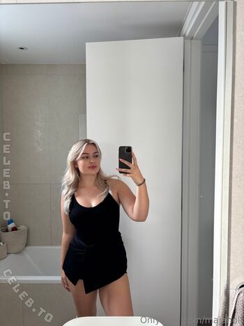 Full leaked Maja holf  page private onlyfans photo