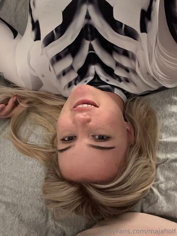 Full leaked Majaholf private onlyfans photo