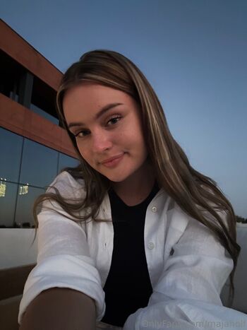 Full leaked Majaholf private onlyfans photo