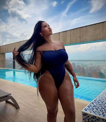 Full leaked Majo doll page private onlyfans photo