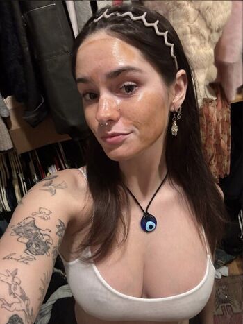Makenzie Raine