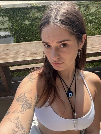 Makenzie Raine