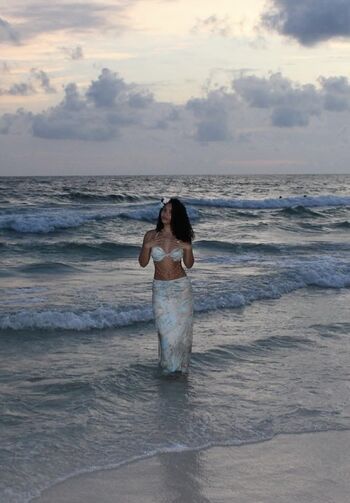 Full leaked Makenzie page private onlyfans photo