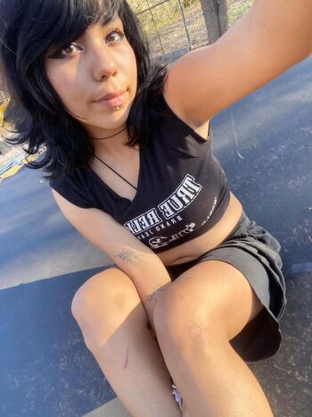 Full leaked Makeoutradio private onlyfans photo