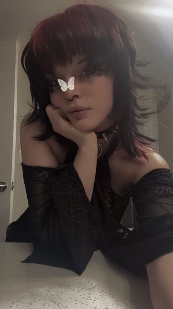 Full leaked Makomommyvt private onlyfans photo