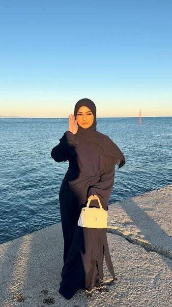 Full leaked Malaikahusayn private onlyfans photo