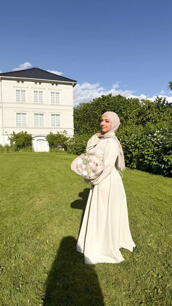 Full leaked Malaikahusayn private onlyfans photo