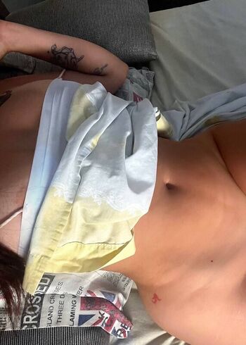 Full leaked Malak omrani private onlyfans photo