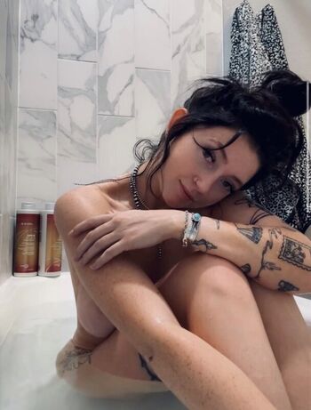 Full leaked Malakyeharris private onlyfans photo