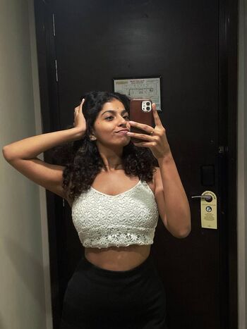 Full leaked Malavika private onlyfans photo