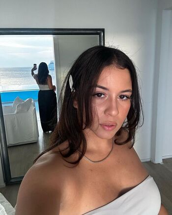 Full leaked Maleni cruz private onlyfans photo