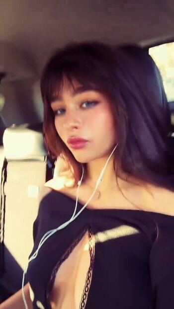 Malina Weissman
