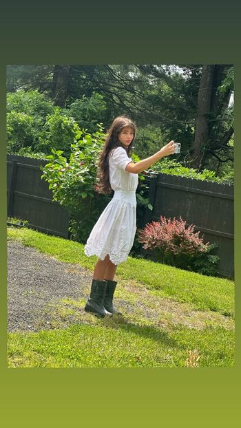 Full leaked Malina weissman private onlyfans photo
