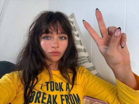 Malina Weissman