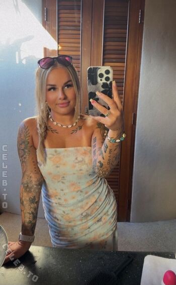 Full leaked Mallie private onlyfans photo