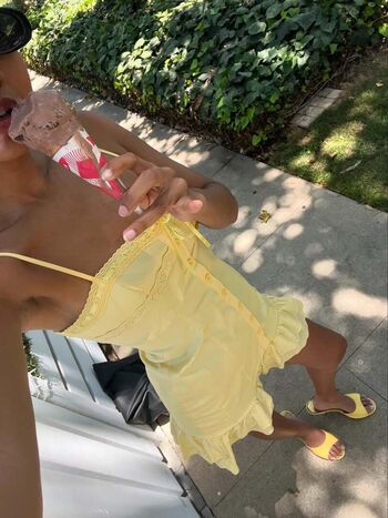 Full leaked Mallika sabnani private onlyfans photo