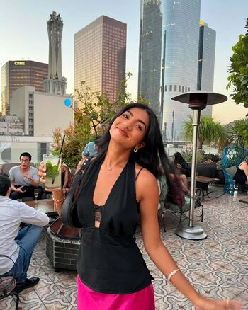 Full leaked Mallika sabnani private onlyfans photo